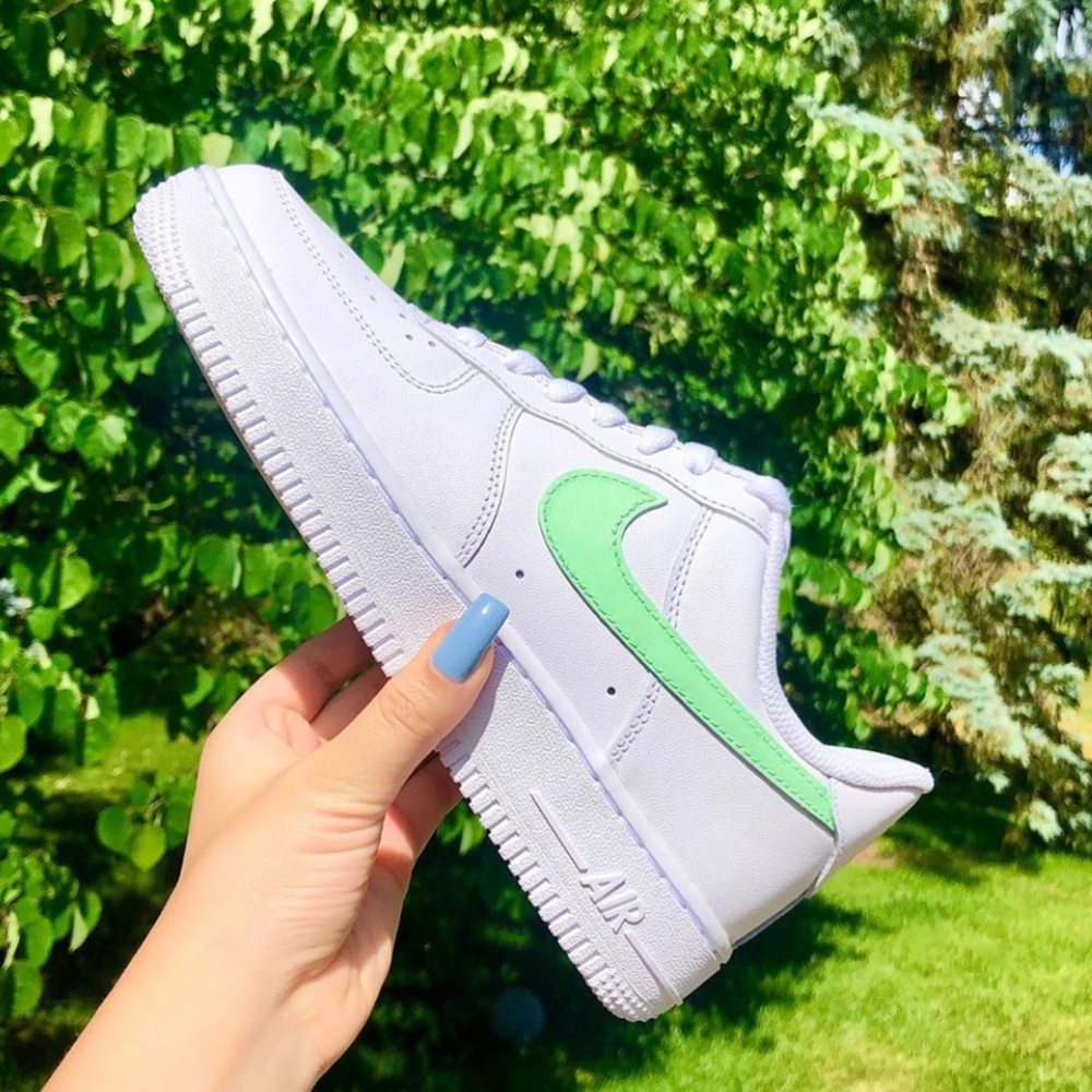 Nike Custom Air Force 1 - Picture 2 of 3
